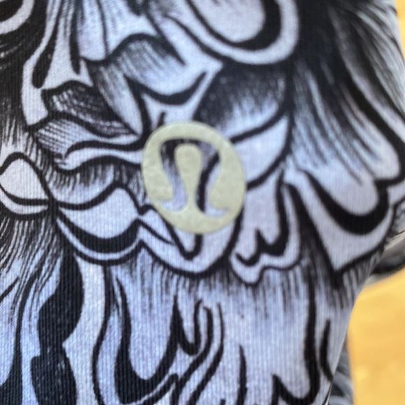 Lululemon wunder under  Crop HR  Size 6 HANB Hanakotoba Starlight Multi - Picture 5 of 9